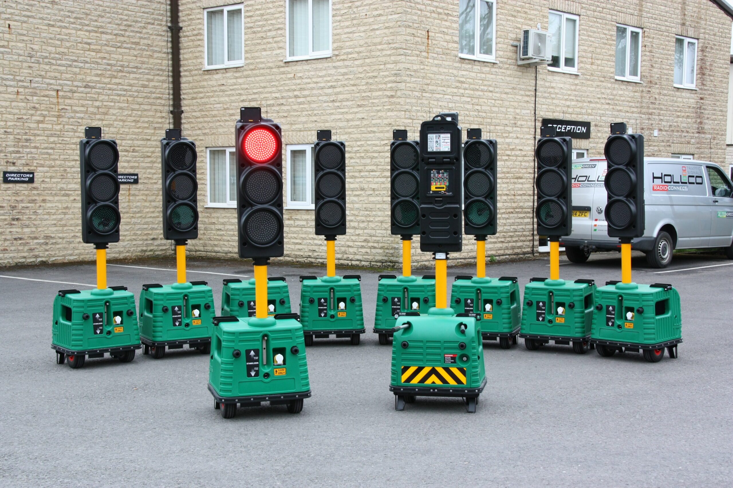 RadioConnect2 AutoGreen Portable Traffic Light Traffic Group Signals RadioConnect2 AutoGreen Portable Traffic Light Traffic Group Signals